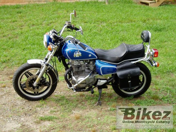 1981 honda cm 400 t photo